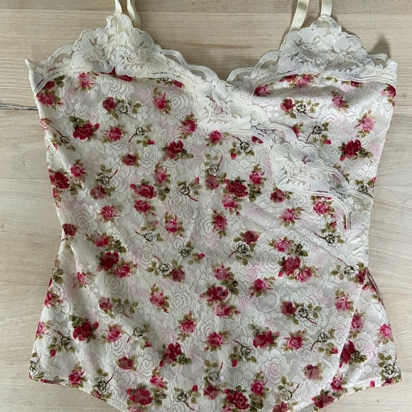 Guess lace body suit - Picture 3 of 7